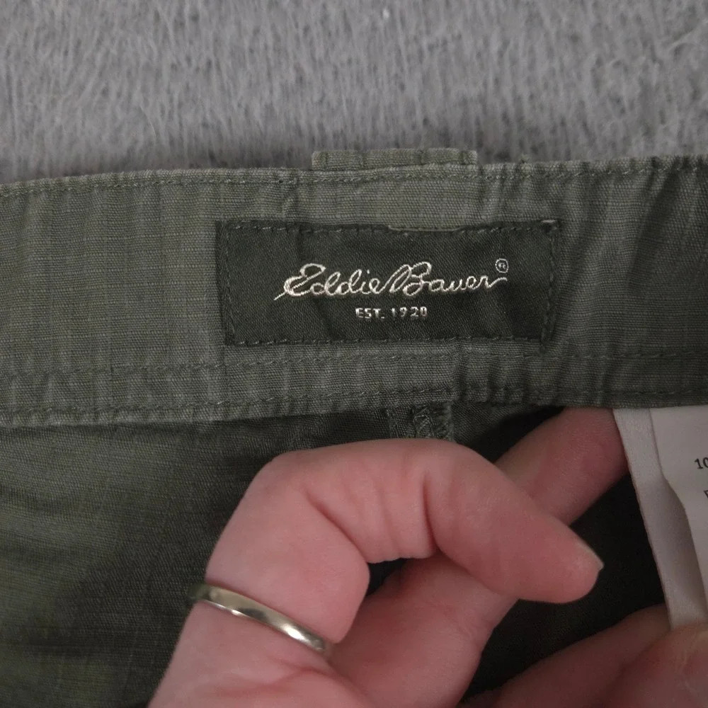 VINTAGE Eddie Bauer Pants Womens 14 Green Cargo Ripstop Utility Cropped 2000s - Picture 6 of 11
